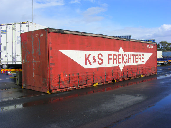 Series 3 40' Curtain Sided Containers